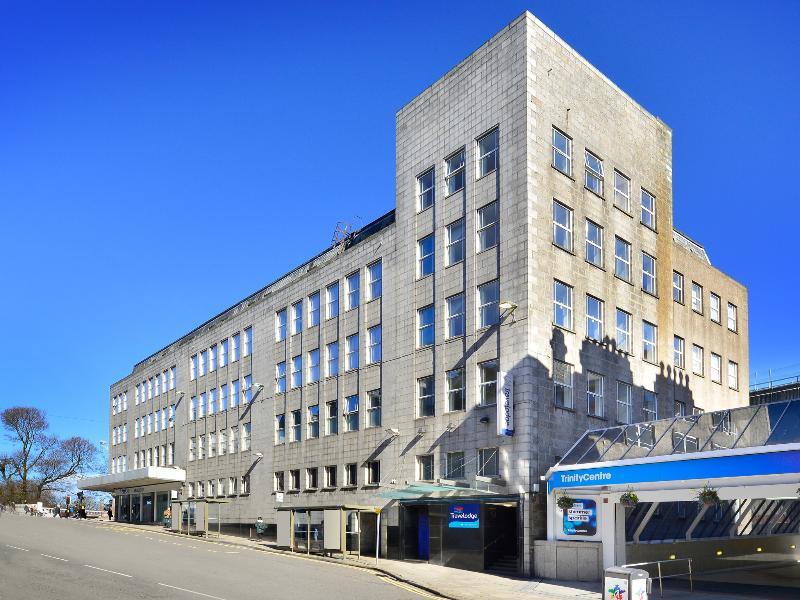 Travelodge Aberdeen Central Bagian luar foto