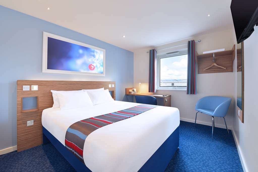 Travelodge Aberdeen Central Ruang foto